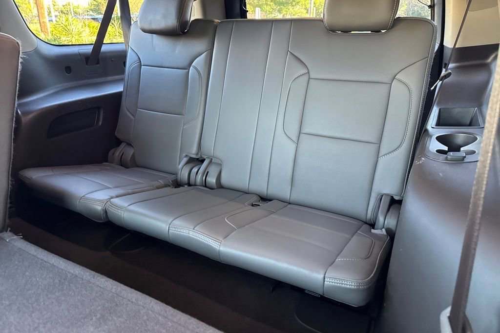 Used 2020 GMC Yukon XL Denali w/ Denali Premium Package image 17