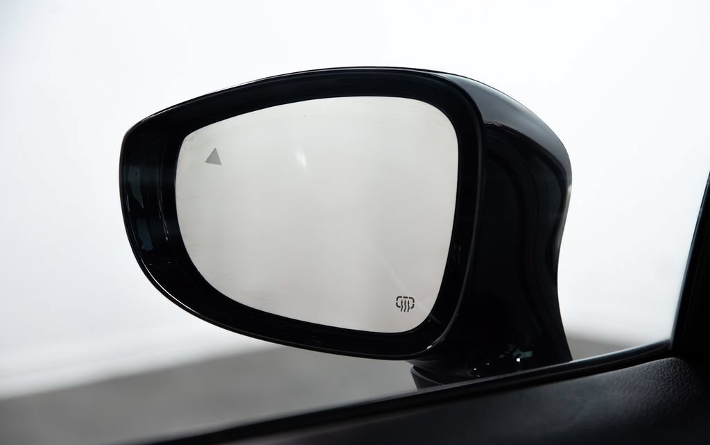 Used 2026 Chrysler Pacifica Limited w/ S Appearance Package FWD image 34