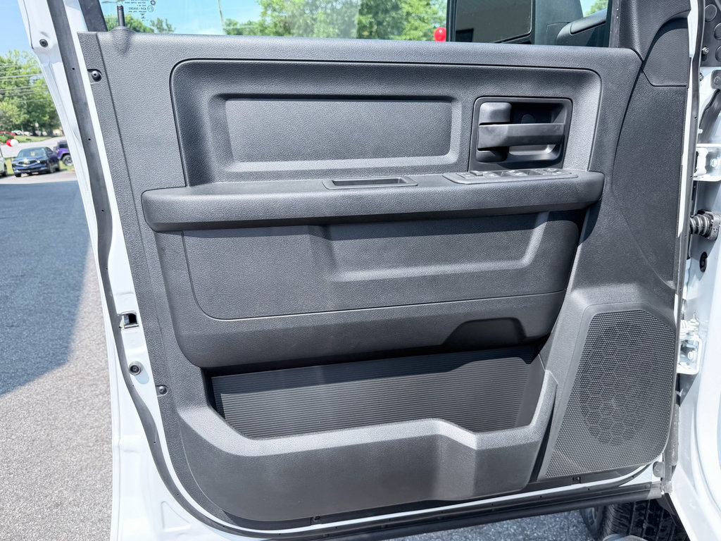 New 2026 RAM 3500 Tradesman AWD/4WD image 27