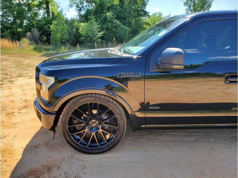 Used 2017 Ford F150 XLT w/ Equipment Group 302A Luxury RWD image 22