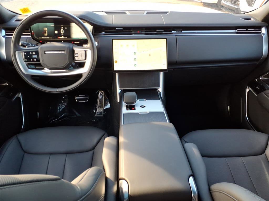 Used 2025 Land Rover Range Rover Long Wheelbase SE image 21