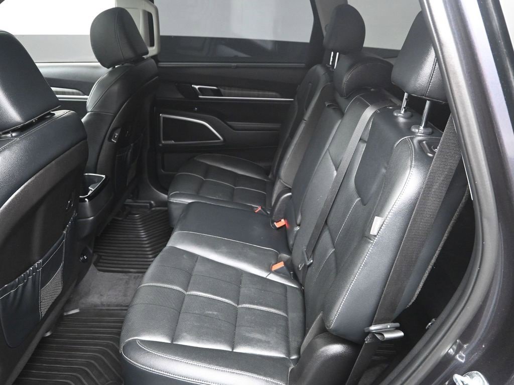 Certified 2025 Kia Telluride EX image 30