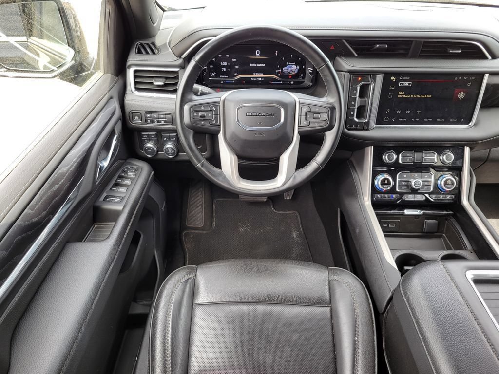 Used 2024 GMC Yukon XL Denali AWD/4WD image 20