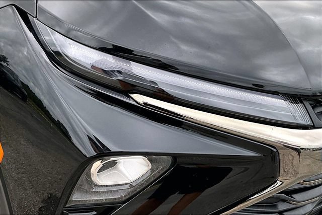 Used 2025 Chevrolet TrailBlazer ACTIV w/ Driver Confidence Package FWD image 32
