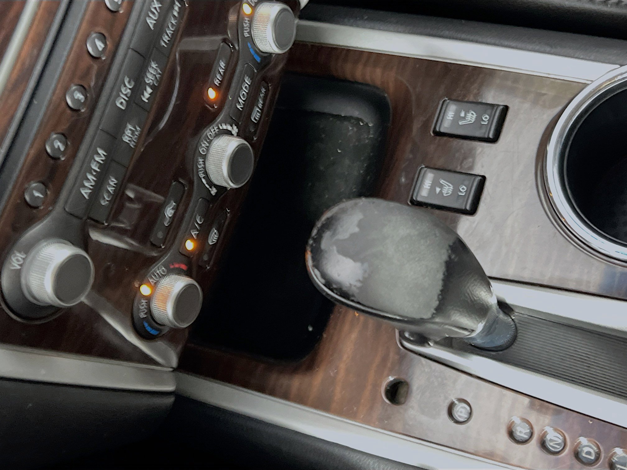 Used 2013 Nissan Pathfinder SL w/ SL Premium Pkg image 24