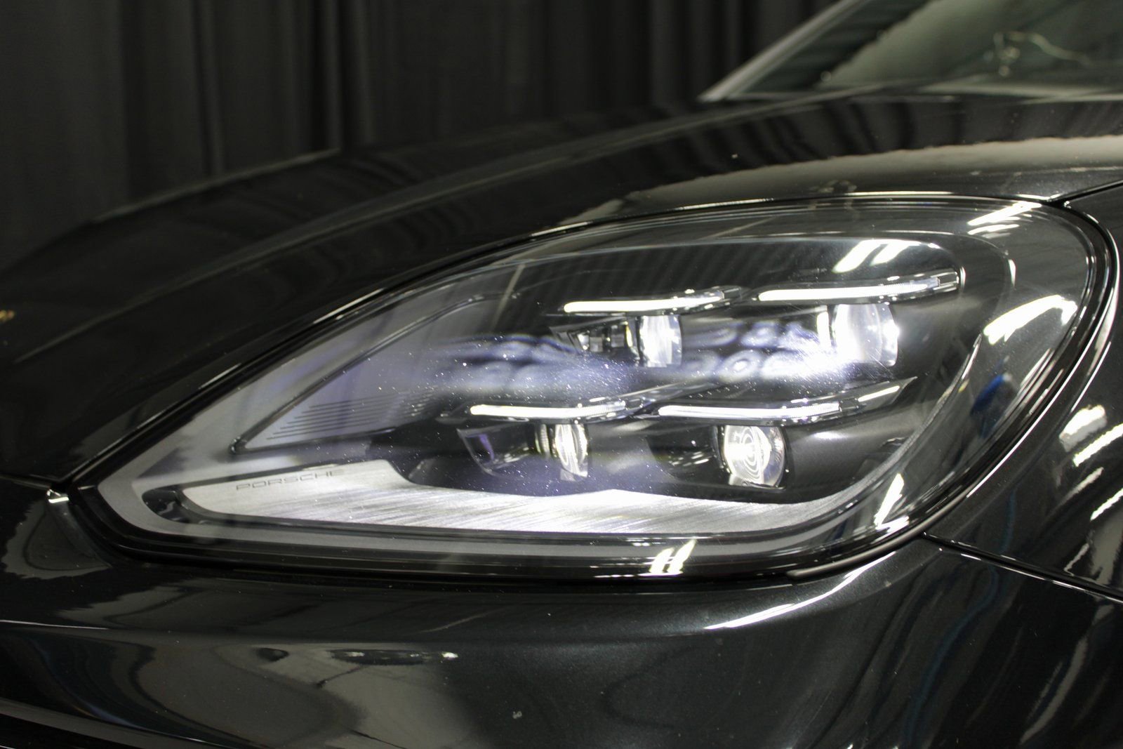 Certified 2025 Porsche Cayenne image 15