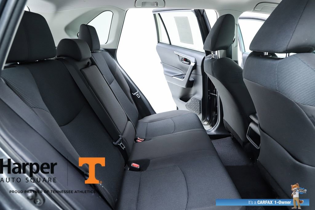 Used 2020 Toyota RAV4 LE image 73