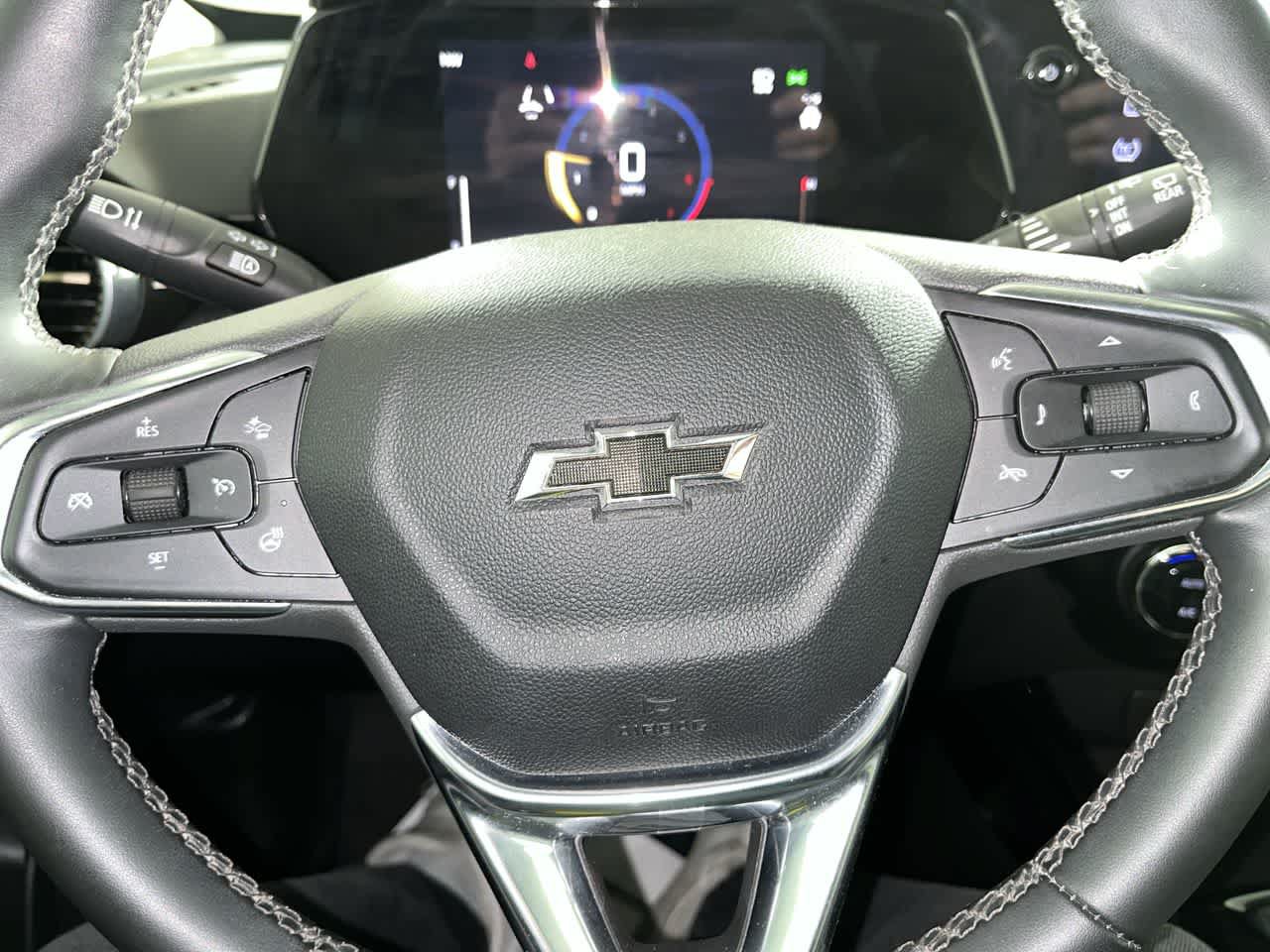 Used 2024 Chevrolet Trax ACTIV w/ Sunroof Package FWD image 15