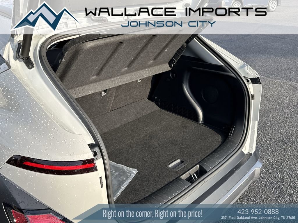 Used 2024 Hyundai Kona Limited image 47