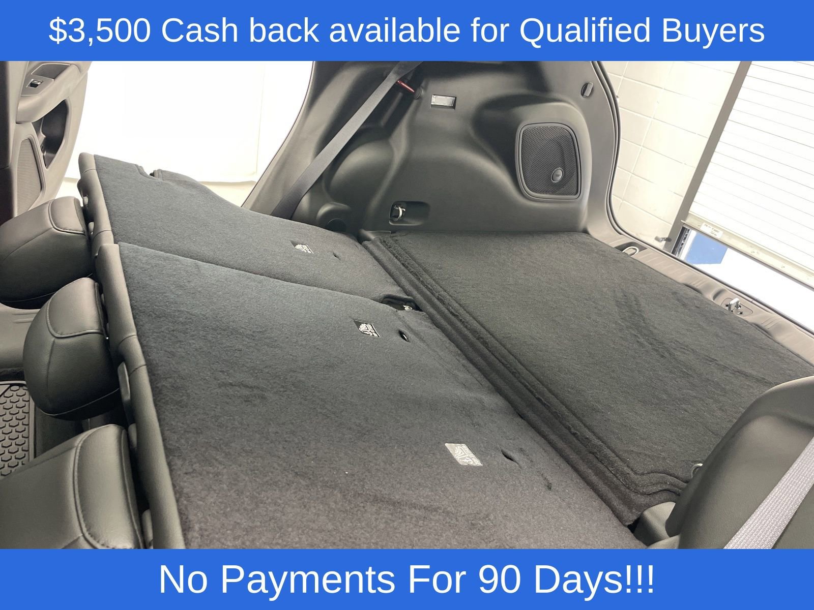 New 2025 Jeep Compass Latitude w/ Sun & Sound Group image 41