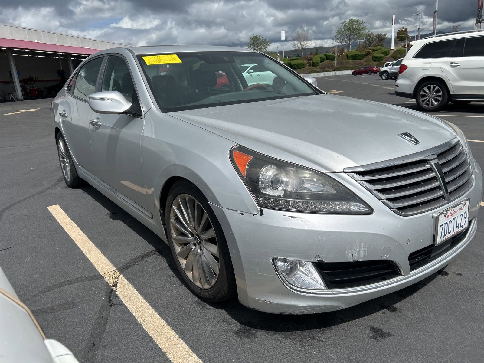 Used 2014 Hyundai Equus Signature RWD image 1
