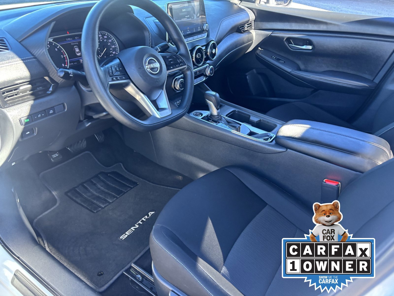 Used 2025 Nissan Sentra SV w/ Trunk Package FWD image 19