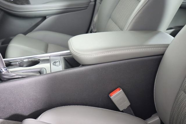 Used 2015 Chevrolet Impala LT FWD image 39
