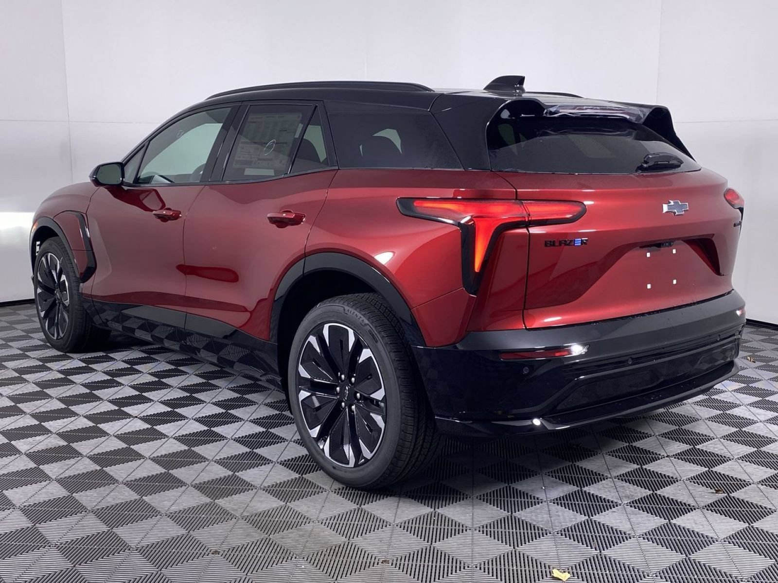 New 2026 Chevrolet Blazer EV RS AWD/4WD image 18