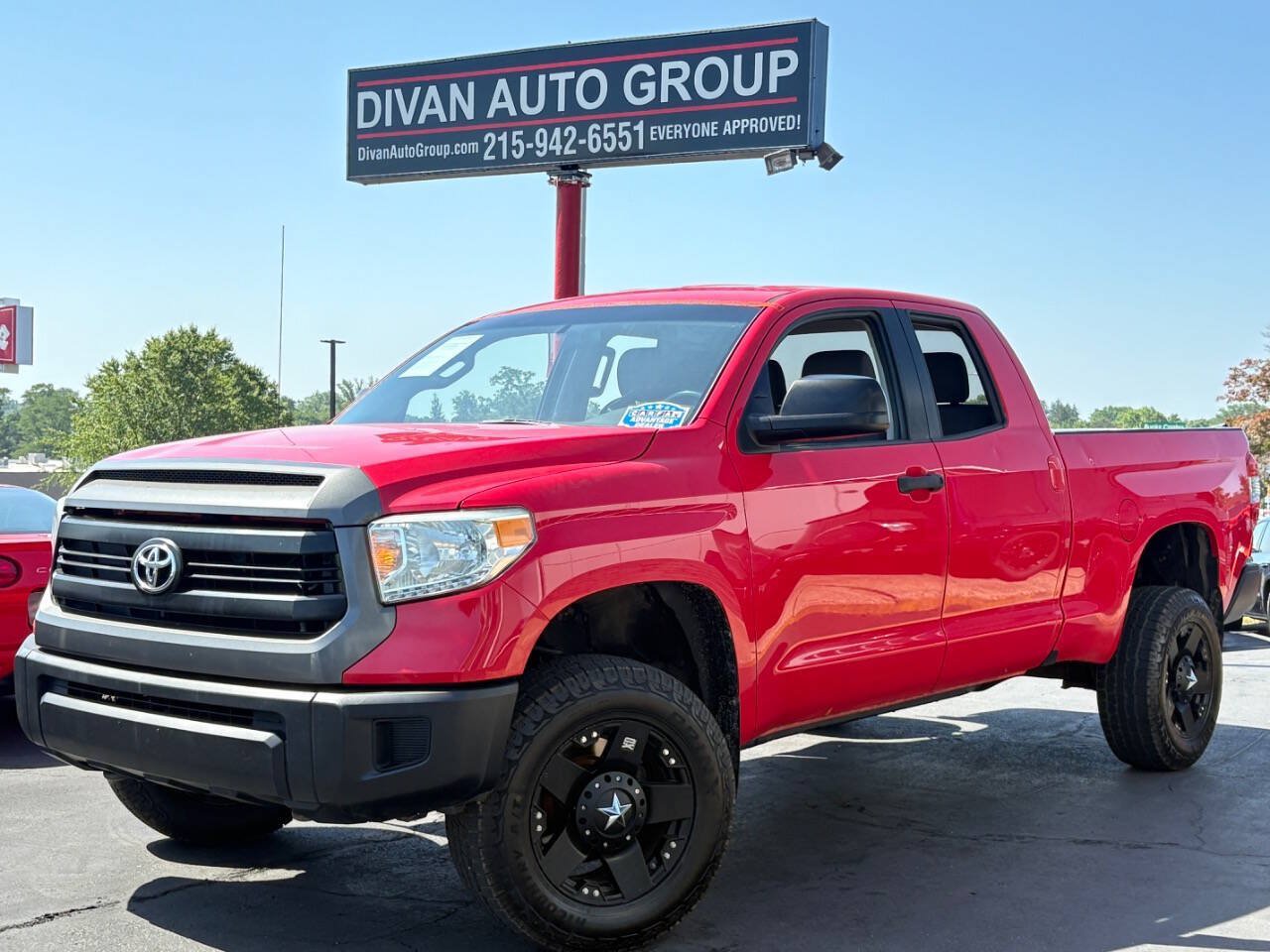 Used 2014 Toyota Tundra SR AWD/4WD image 2