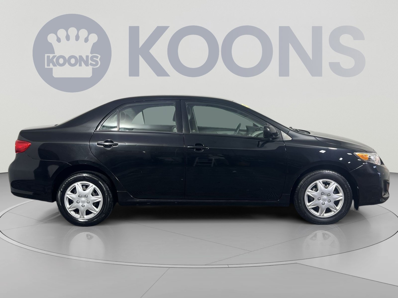 Used 2011 Toyota Corolla LE w/ Preferred Accessory Pkg FWD image 8
