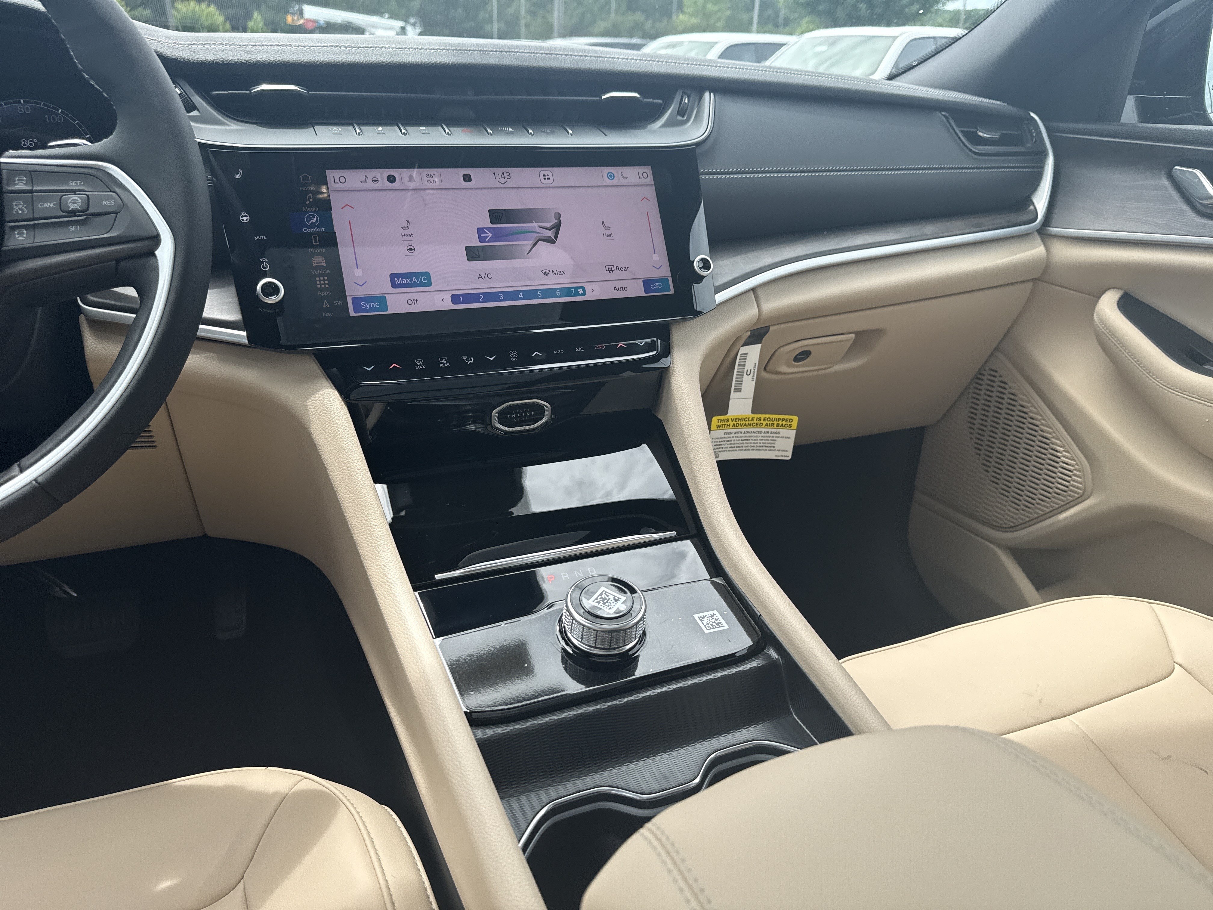 New 2026 Jeep Grand Cherokee Limited RWD image 29