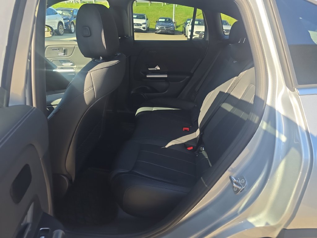 Used 2026 Mercedes-Benz GLA 250 4MATIC image 24