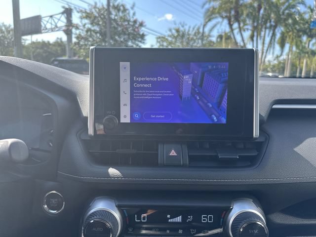 Used 2024 Toyota RAV4 XLE FWD image 25