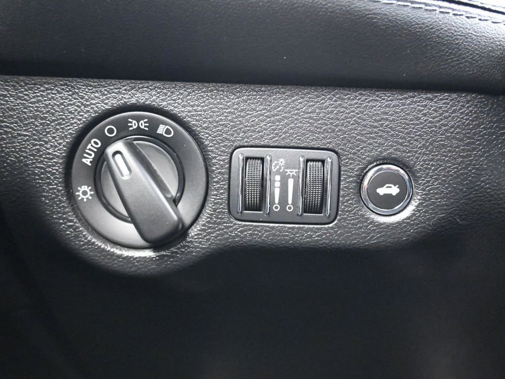 Used 2022 Dodge Challenger R/T Scat Pack image 21