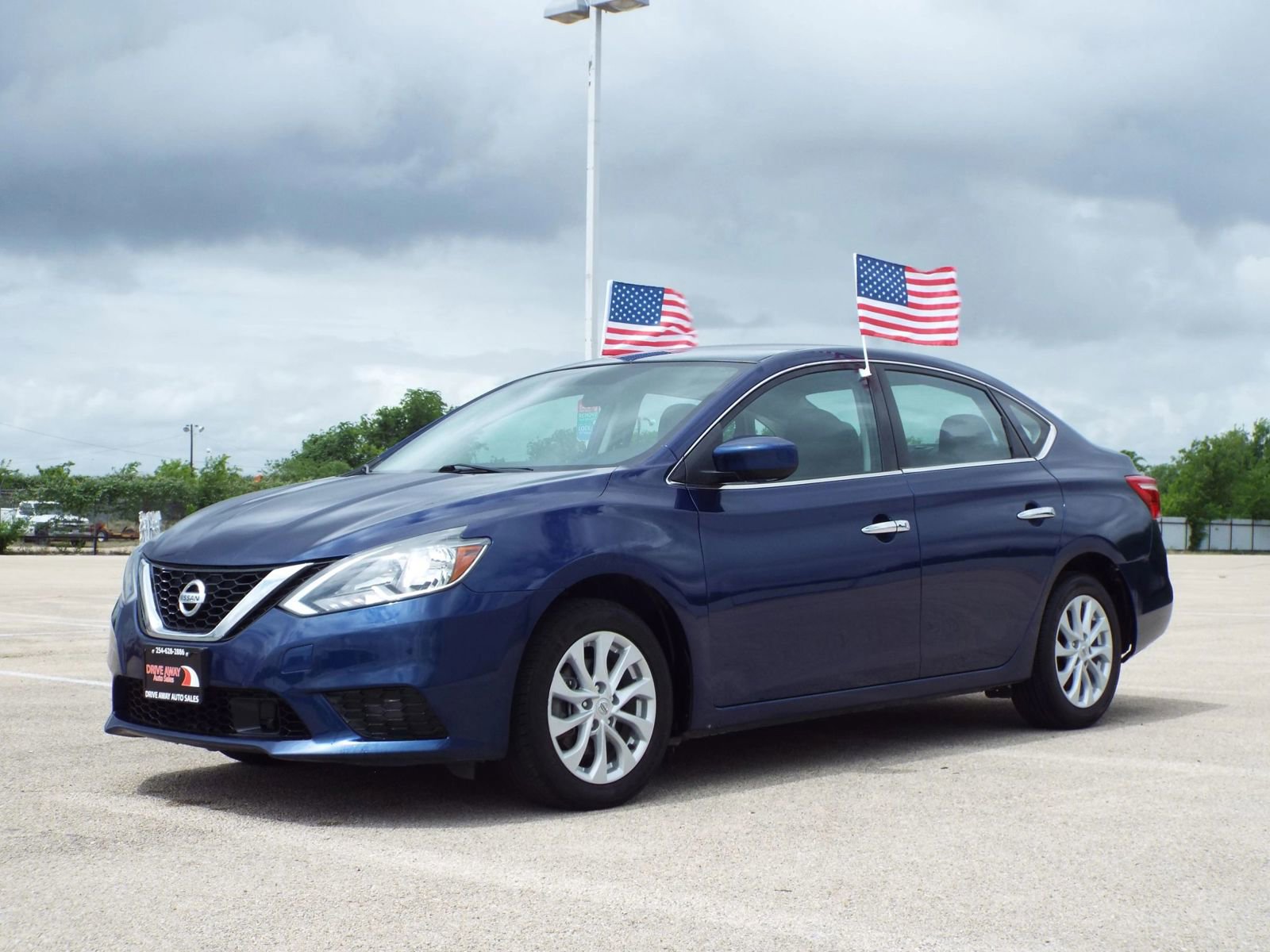Used 2019 Nissan Sentra SV FWD image 1