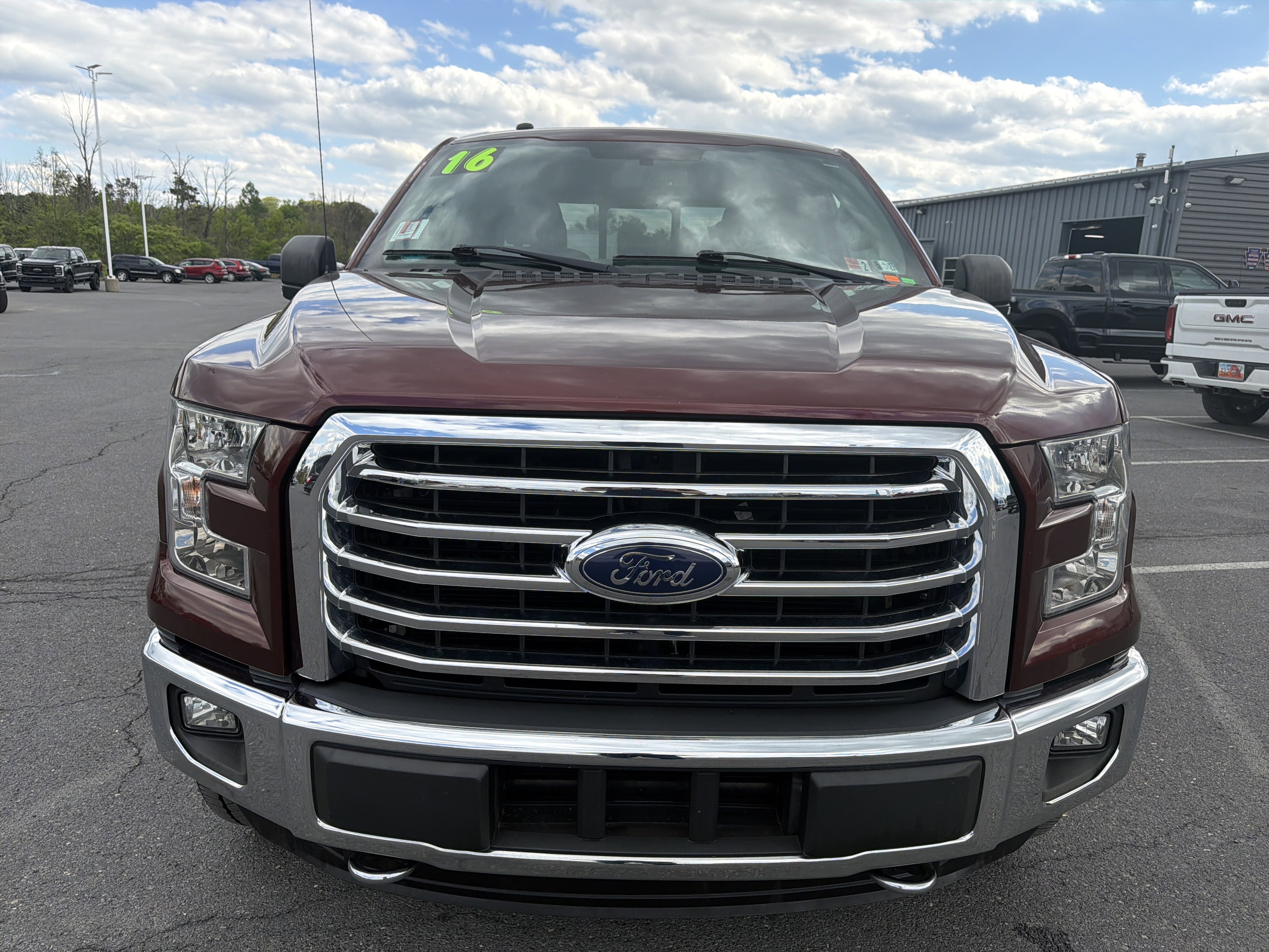 Used 2016 Ford F150 XLT w/ Equipment Group 302A Luxury AWD/4WD image 9