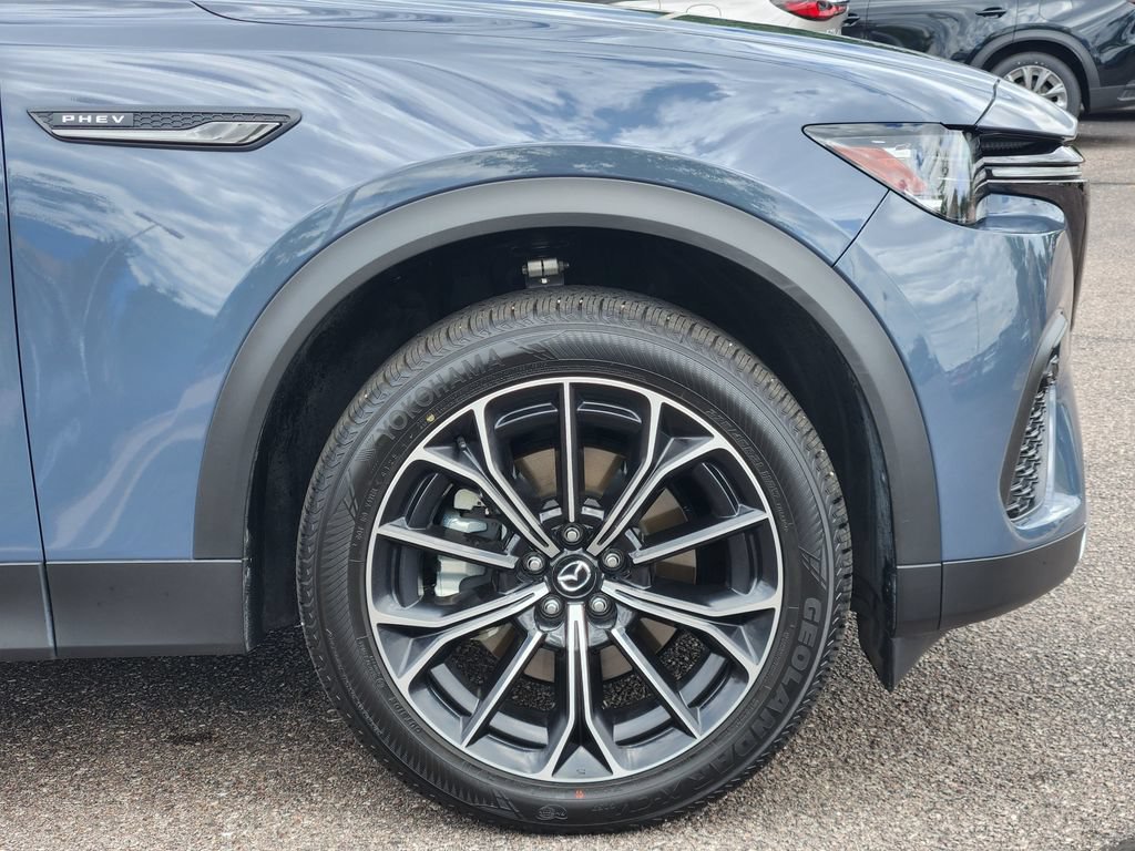Used 2025 MAZDA CX-70 Plug-In Hybrid w/ Premium Plus AWD/4WD image 29