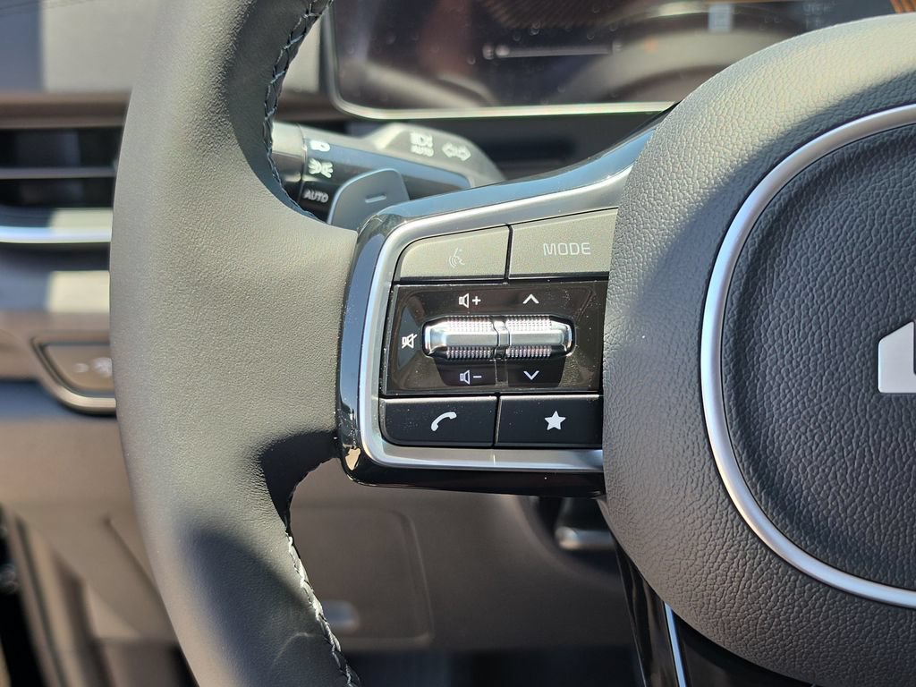 New 2026 Kia Carnival EX FWD image 31