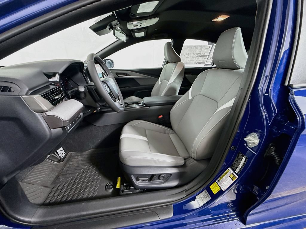 New 2026 Toyota Camry SE FWD image 19