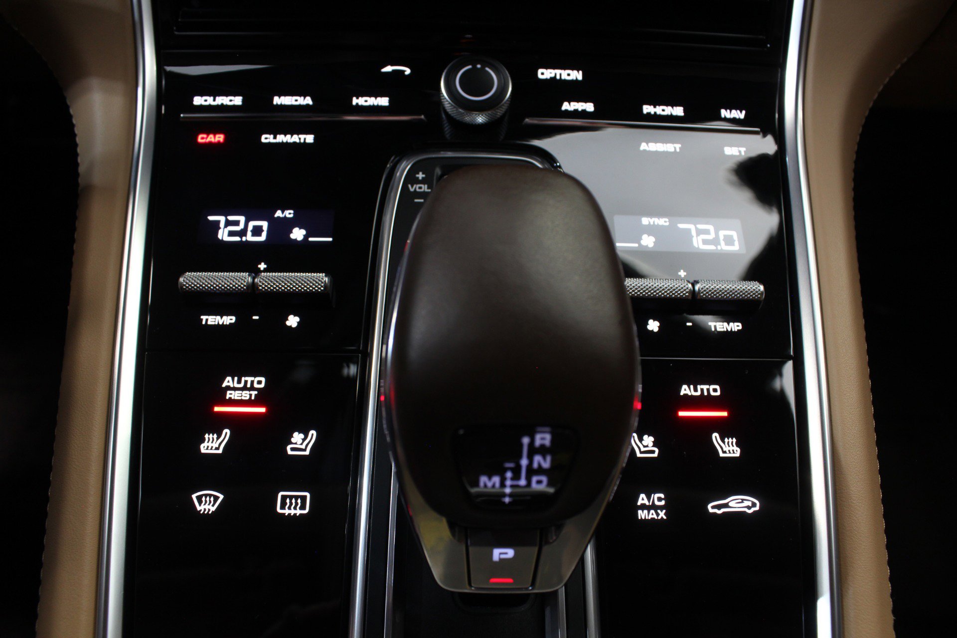 Used 2018 Porsche Panamera Turbo AWD/4WD image 72