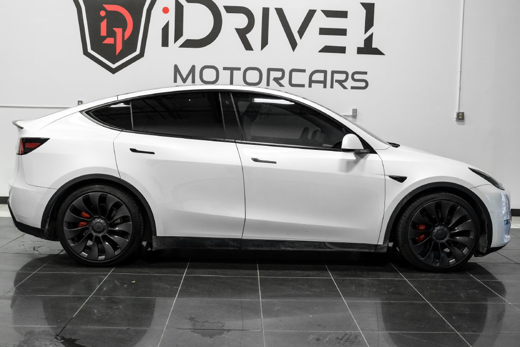 Used 2022 Tesla Model Y Performance AWD/4WD image 8