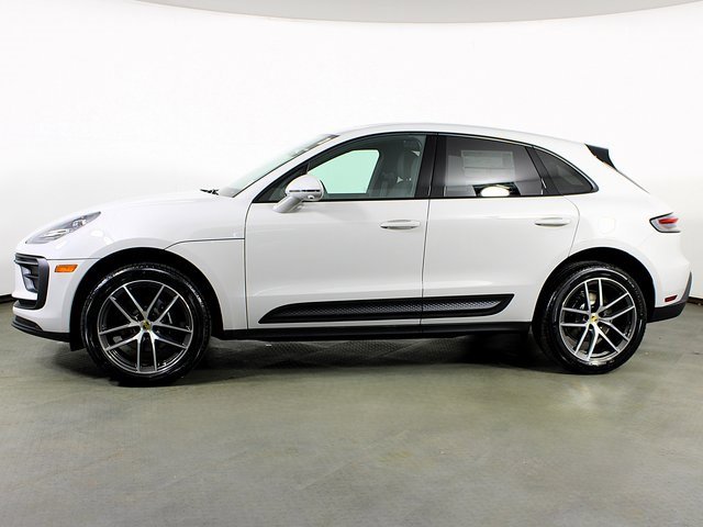 New 2025 Porsche Macan image 2
