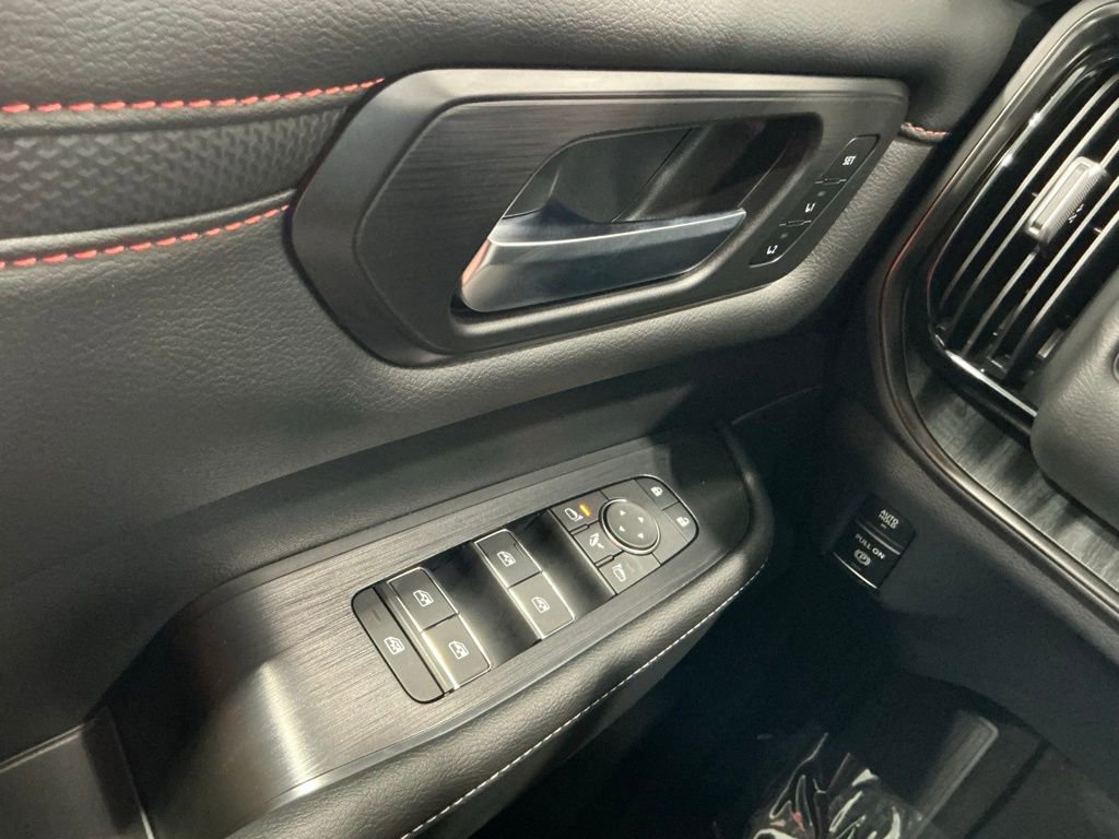 Used 2025 Nissan Armada PRO-4X image 73