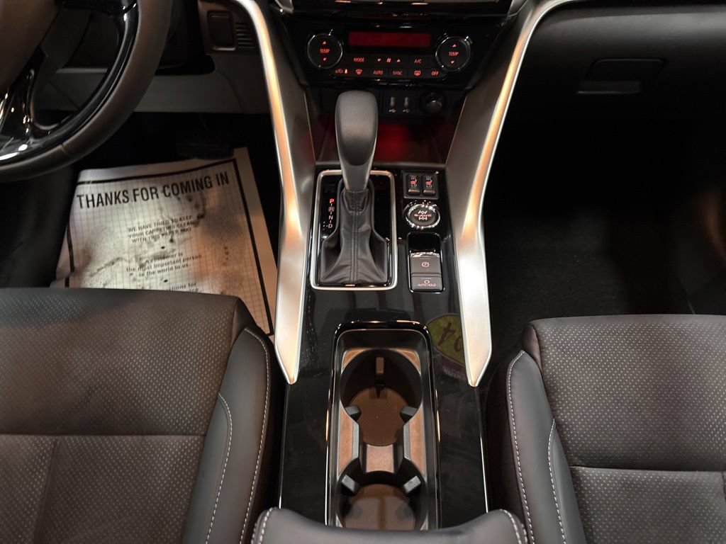 Used 2024 Mitsubishi Eclipse Cross SE AWD/4WD image 30