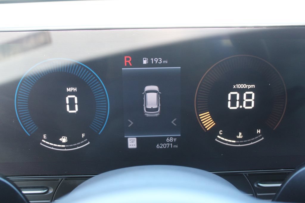 Used 2024 Hyundai Kona SEL FWD image 28