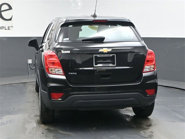 Used 2019 Chevrolet Trax LS image 34