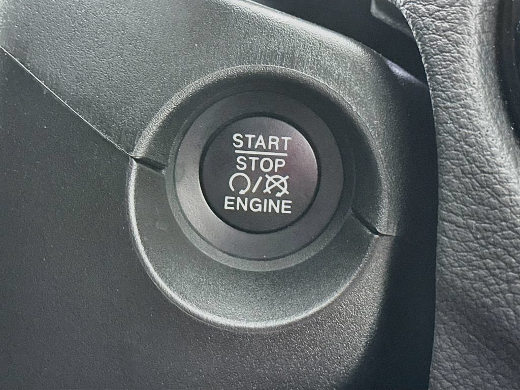 Certified 2018 Jeep Compass Limited AWD/4WD image 20