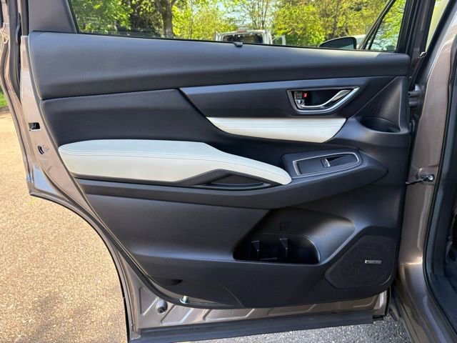 Used 2022 Subaru Ascent Limited w/ Technology Package AWD/4WD image 13