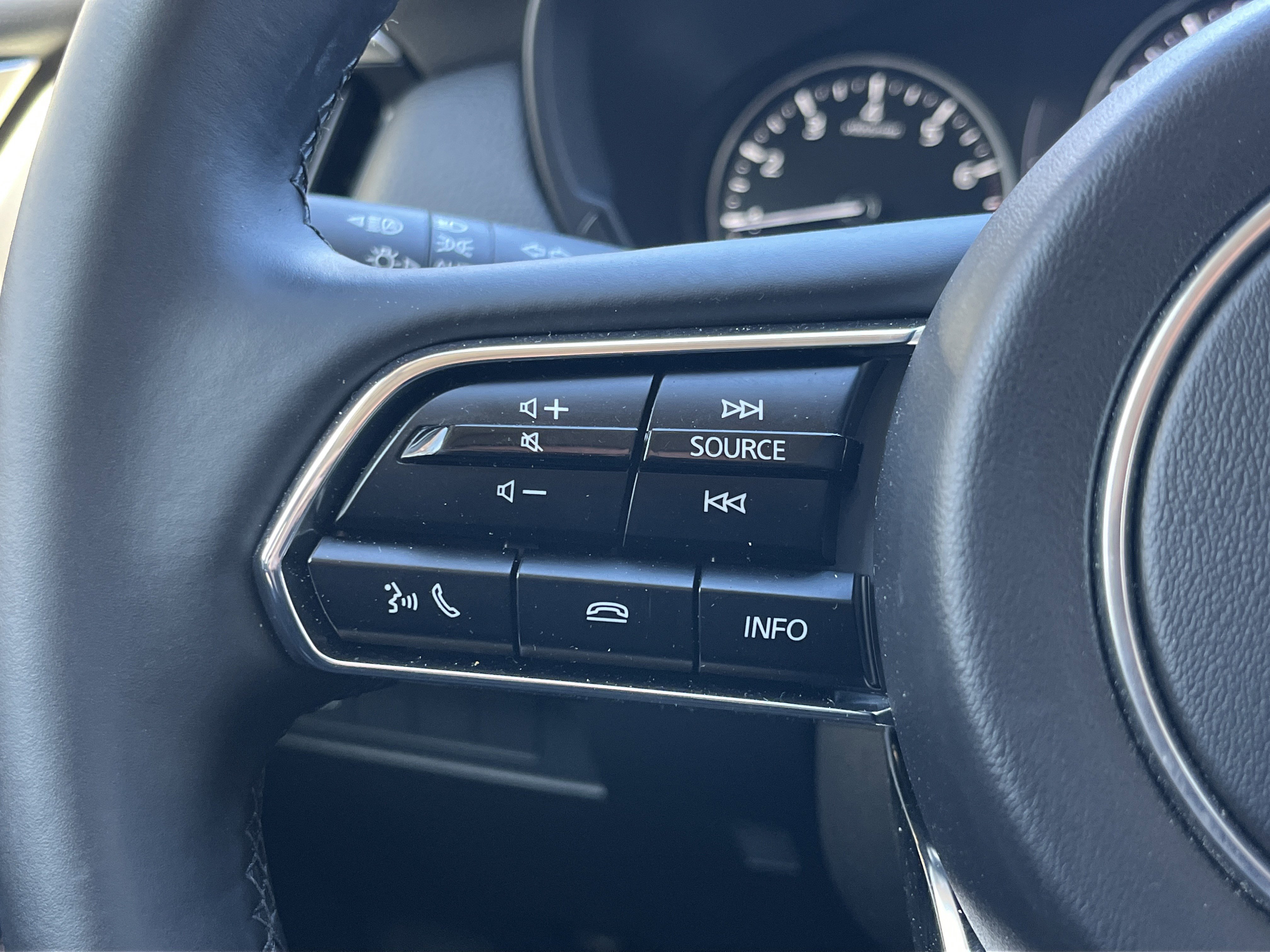 Used 2025 MAZDA CX-90 3.3 Turbo w/ Preferred Package image 15