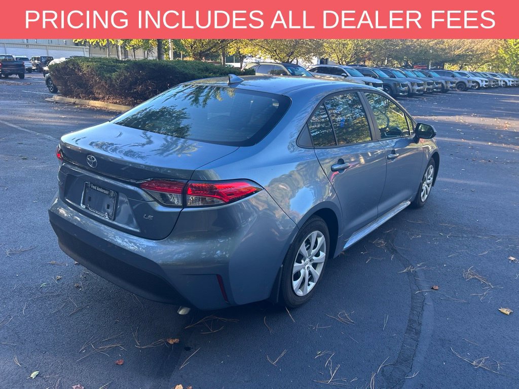 Used 2025 Toyota Corolla LE FWD image 8
