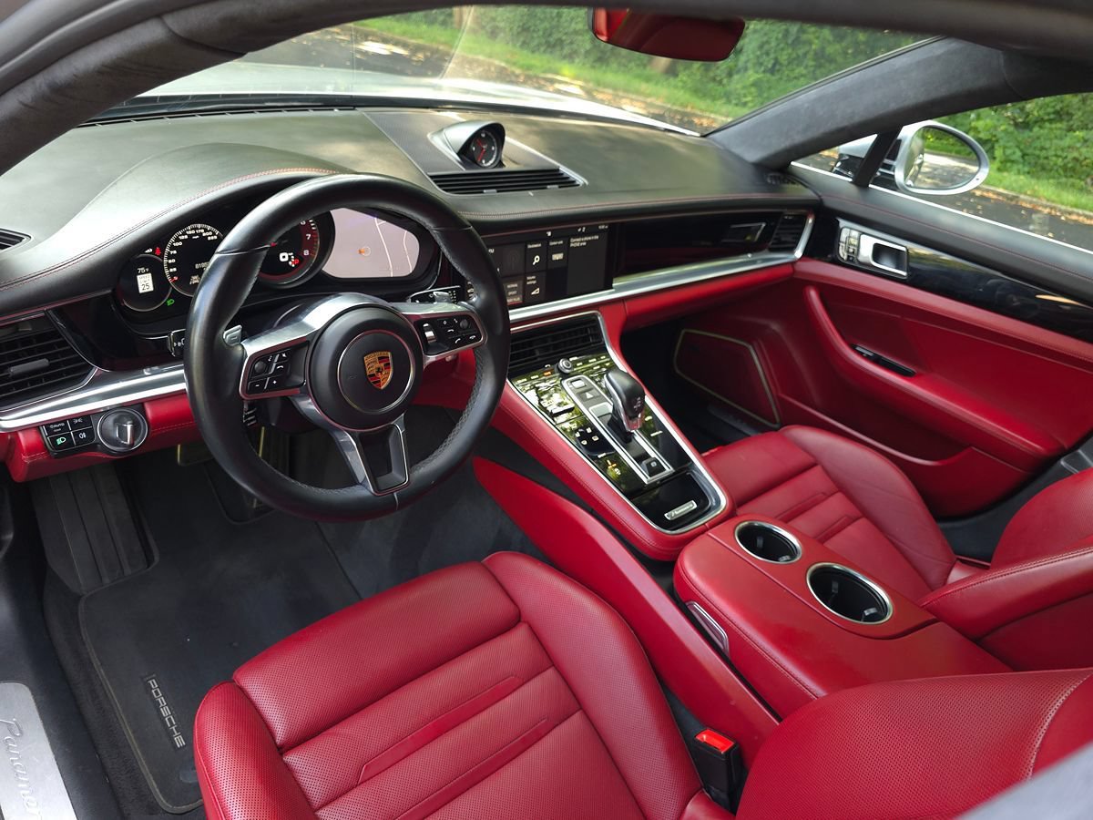 Used 2018 Porsche Panamera Turbo AWD/4WD image 2