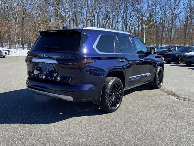 Used 2023 Toyota Sequoia Capstone AWD/4WD image 5