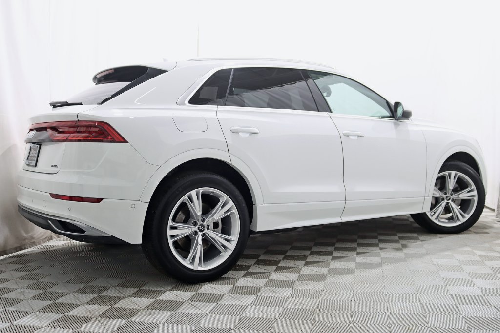 Used 2023 Audi Q8 Prestige AWD/4WD image 8