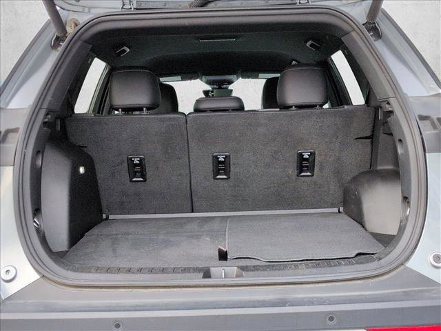 Used 2025 Chevrolet Equinox LT w/ Convenience Package II FWD image 6