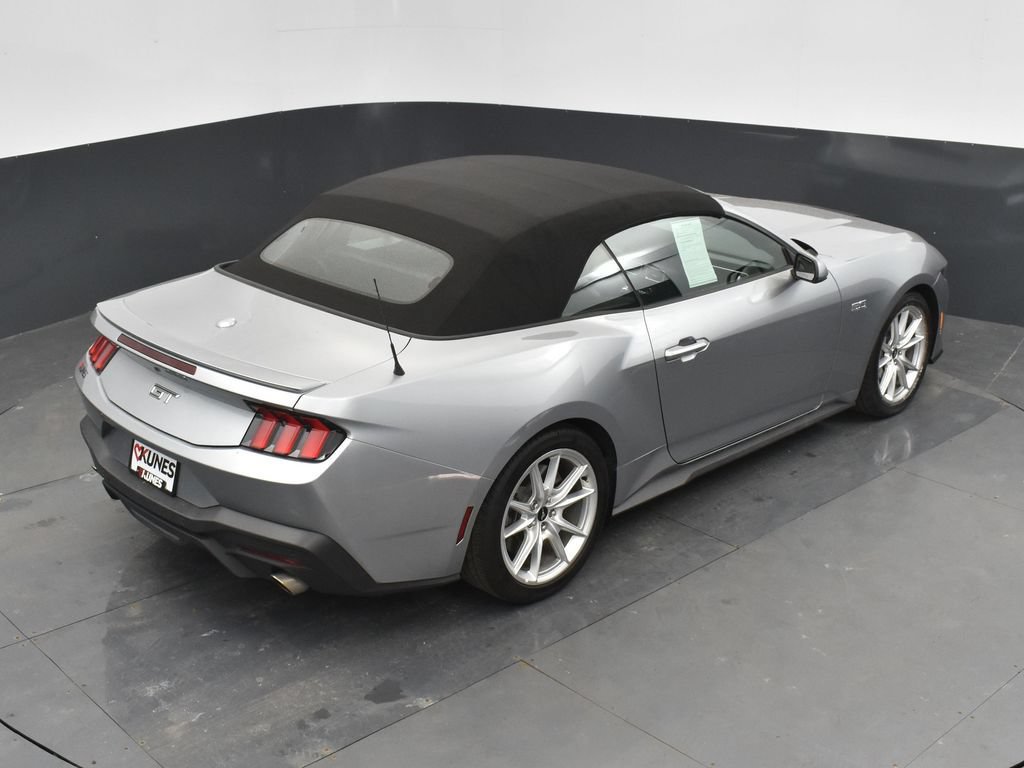 Used 2025 Ford Mustang GT Premium RWD image 23