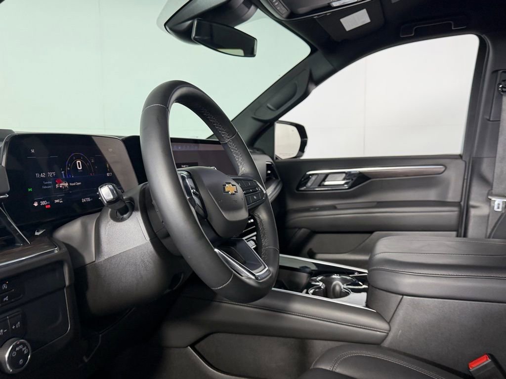 Used 2025 Chevrolet Tahoe LT image 18
