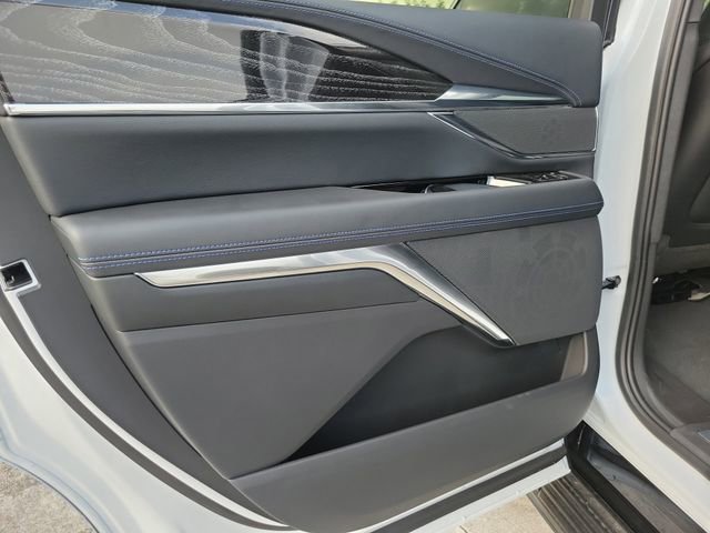 New 2026 Cadillac Escalade IQL Luxury AWD/4WD image 9