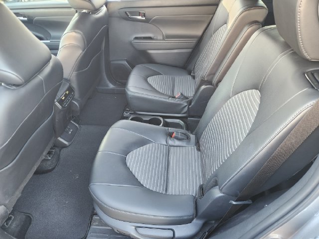 New 2026 Toyota Highlander XSE AWD/4WD image 26