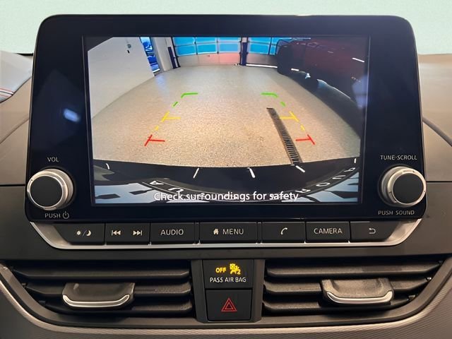 Used 2025 Nissan Altima 2.5 SR FWD image 25