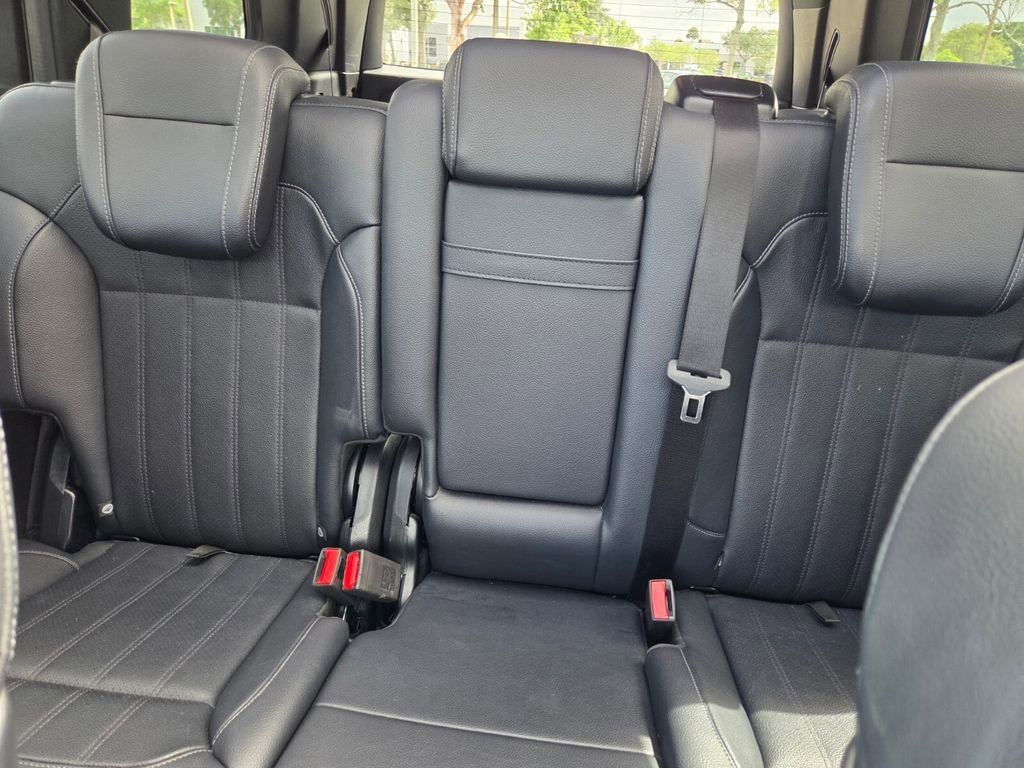 Used 2019 Mercedes-Benz GLS 450 4MATIC image 26